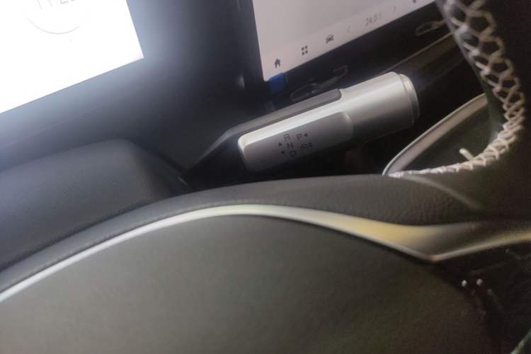 Used AION V 2024 Plus 70 Star Edition Ternary Lithium Gear Lever