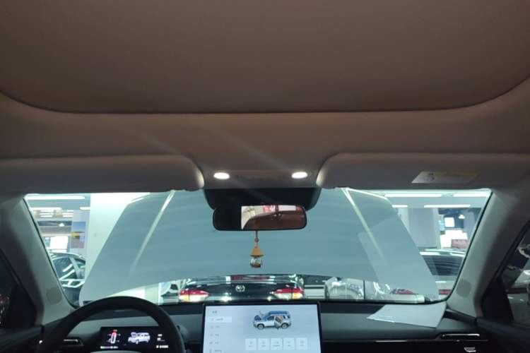 Used AION V 2024 Aion Tyrannosaurus 520 Smart Luxury Edition Headliner