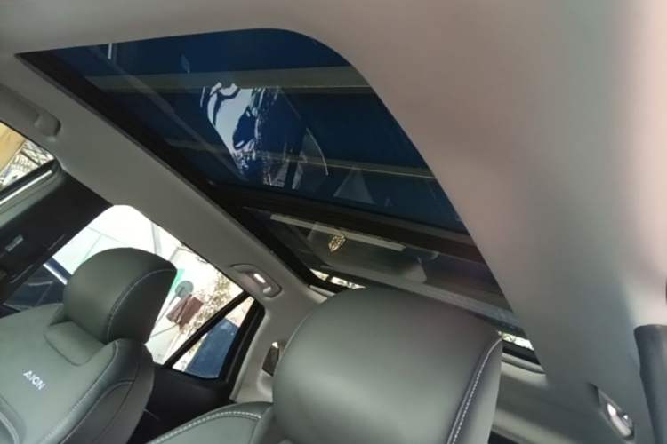 Used AION V 2024 Plus 70 Star Edition Lithium Iron Phosphate Headliner