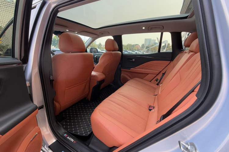Used AION V 2024 Aion Tyrannosaurus 650 Smart Premium Edition Interior 6
