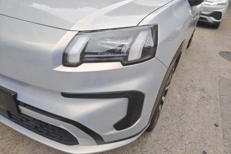 Used AION V 2024 Aion Tyrannosaurus 650 Smart Luxury Edition Left Front Headlight