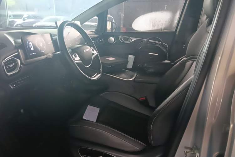 Used AION V 2024 Plus 70 Smart Edition Ternary Lithium Left Front Seat