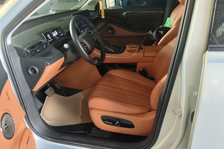 Used AION V 2024 Aion Tyrannosaurus 650 Smart Luxury Edition Left Front Seat