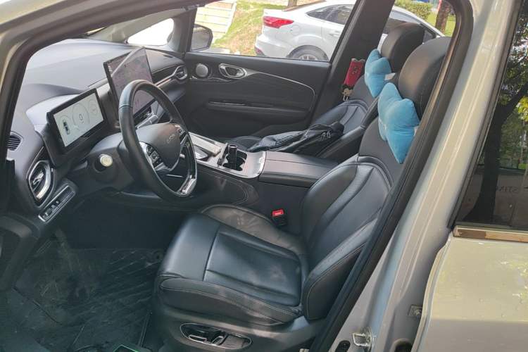 Used AION V 2024 Plus 70 Star Edition Ternary Lithium Left Front Seat