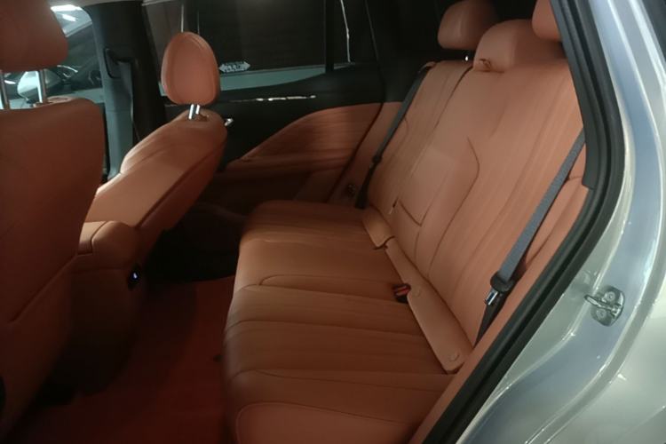 Used AION V 2024 Aion Tyrannosaurus 650 LiDAR Edition Left Rear Seat