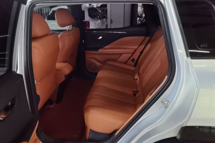 Used AION V 2024 Aion Tyrannosaurus 650 Smart Luxury Edition Left Rear Seat