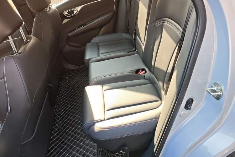 Used AION V 2024 Plus 70 Star Edition Lithium Iron Phosphate Left Rear Seat