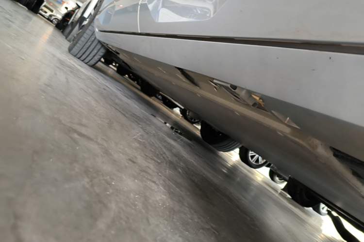 Used AION V 2024 Aion Tyrannosaurus 520 Smart Luxury Edition Left Side Sill