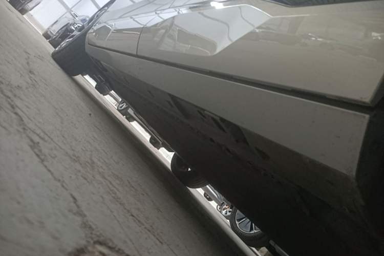 Used AION V 2024 Aion Tyrannosaurus 650 LiDAR Edition Left Side Sill