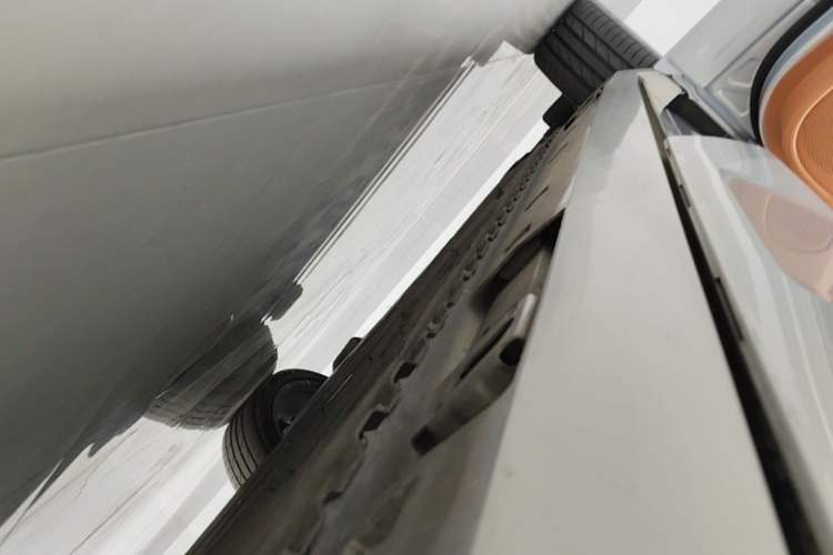 Used AION V 2024 Aion Tyrannosaurus 650 LiDAR Edition Left Side Sill