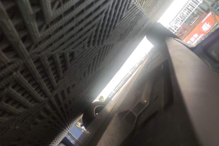 Used AION V 2024 Plus 70 Star Edition Ternary Lithium Left Side Sill