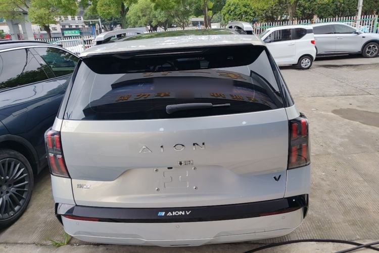 Used AION V 2024 Aion Tyrannosaurus 650 Smart Premium Edition Rear