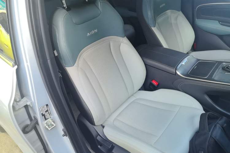 Used AION V 2024 Plus 70 Star Edition Ternary Lithium Right Front Seat