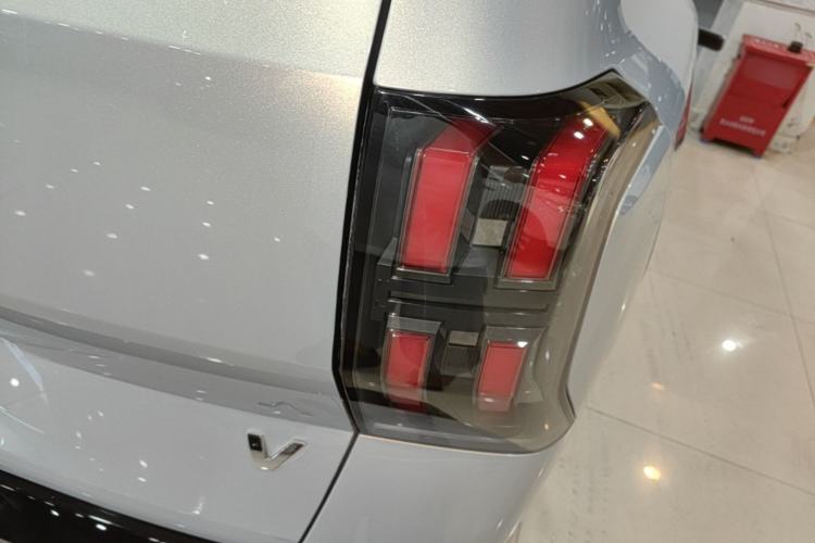 Used AION V 2024 Aion Tyrannosaurus 650 LiDAR Edition Right Rear Taillight