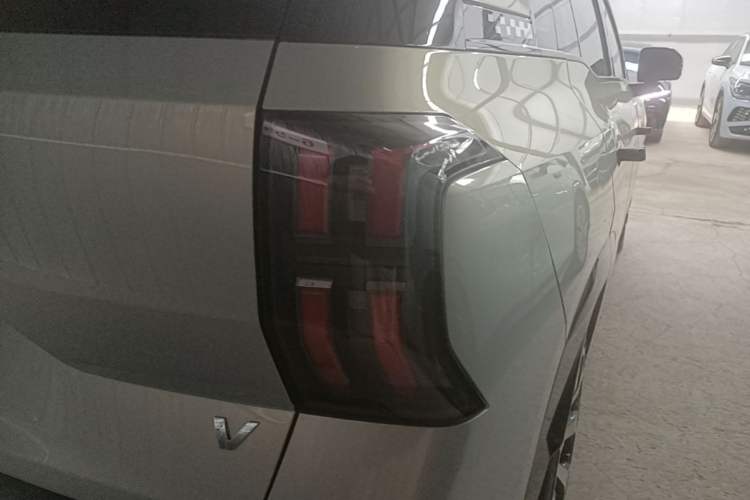 Used AION V 2024 Aion Tyrannosaurus 650 LiDAR Edition Right Rear Taillight