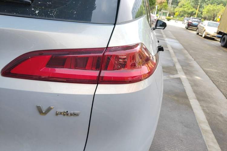 Used AION V 2024 Plus 70 Star Edition Ternary Lithium Right Rear Taillight