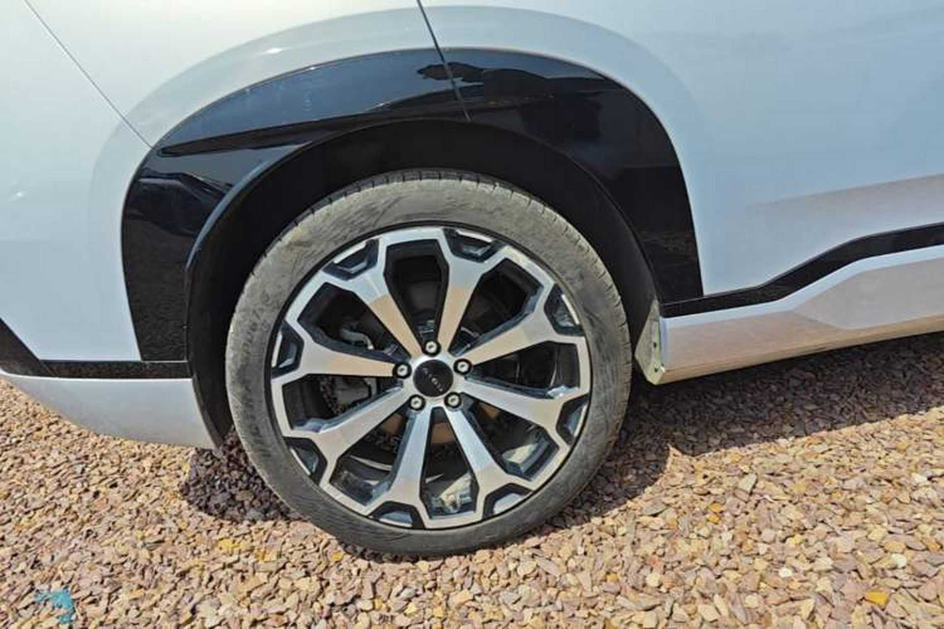 Used AION V 2024 Aion Tyrannosaurus 650 Smart Premium Edition Right Rear Wheel Hub