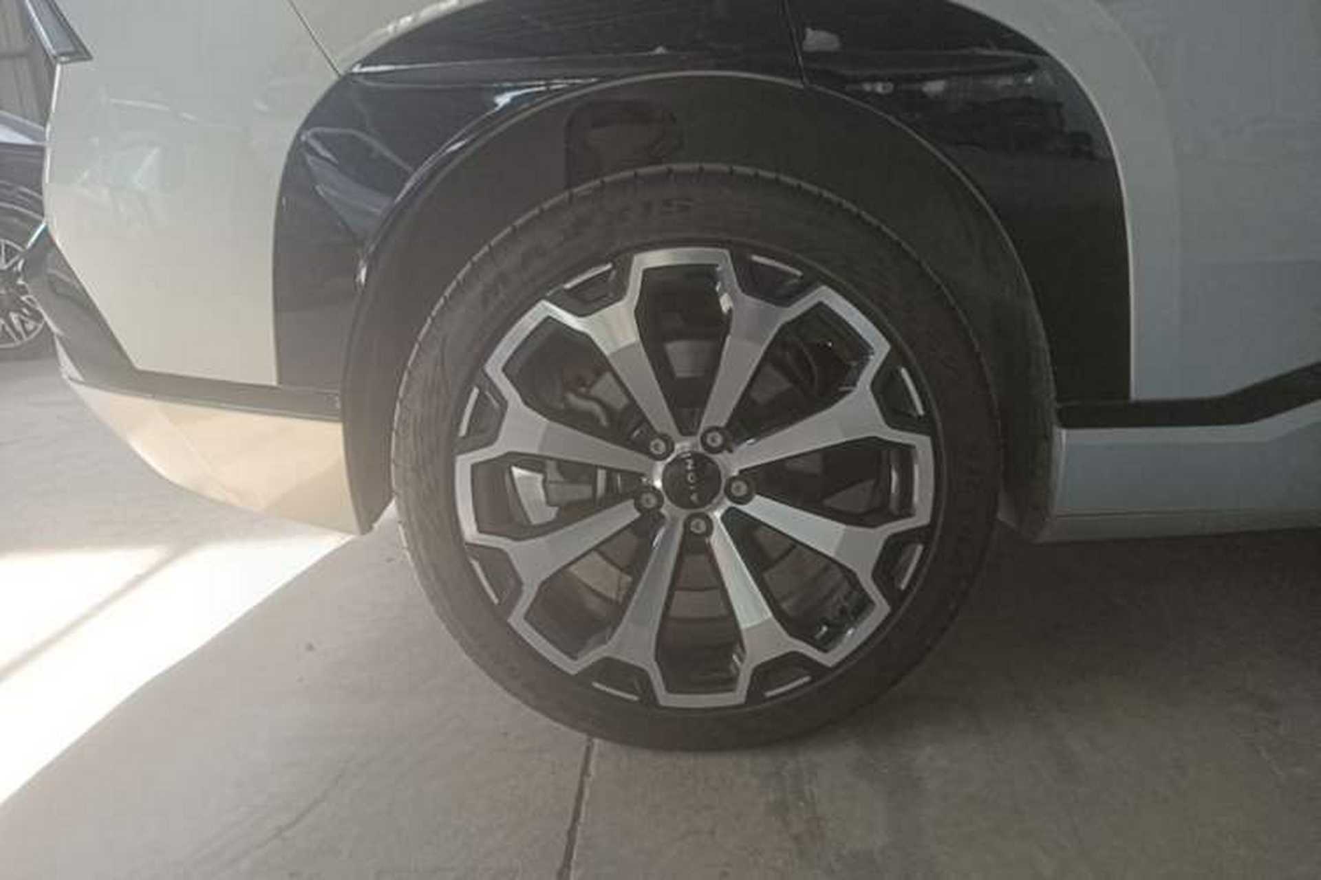 Used AION V 2024 Aion Tyrannosaurus 650 Smart Premium Edition Right Rear Wheel Hub