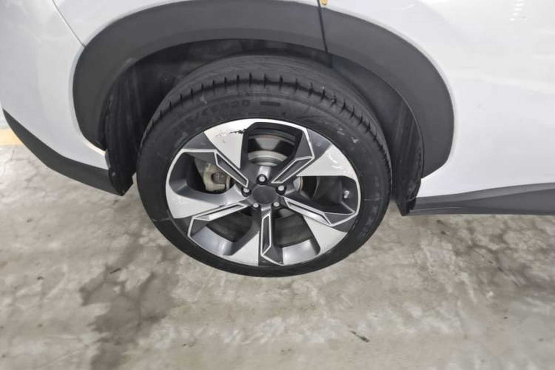 Used AION V 2024 Plus 80 Tech Edition Ternary Lithium Right Rear Wheel Hub