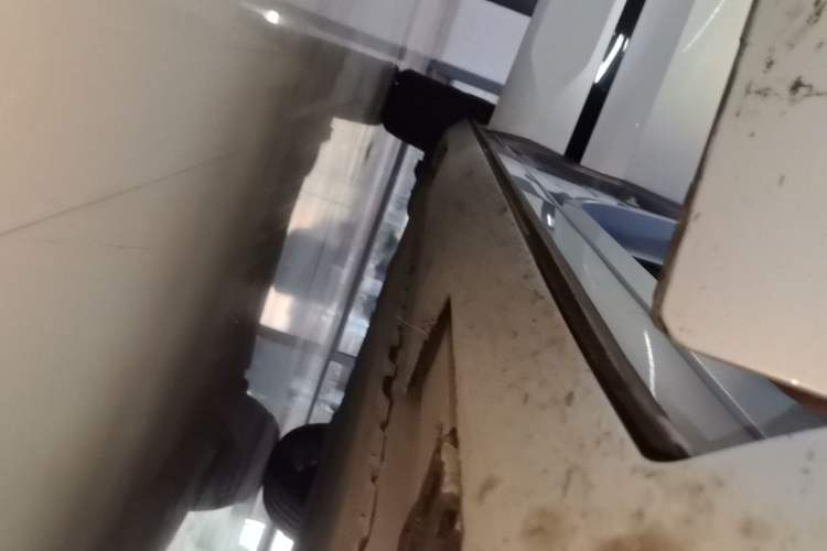 Used AION V 2024 Aion Tyrannosaurus 650 Smart Luxury Edition Right Side Sill