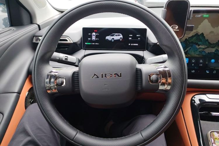 Used AION V 2024 Aion Tyrannosaurus 650 Smart Premium Edition Steering Wheel