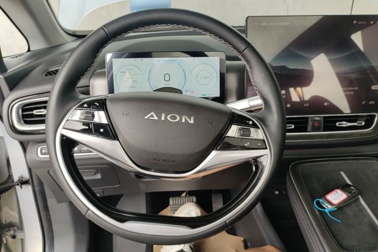 Used AION V 2024 Plus 70 Tech Edition Lithium Iron Phosphate Steering Wheel