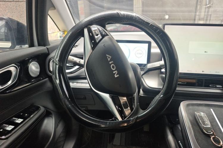 Used AION V 2024 Plus 70 Star Edition Lithium Iron Phosphate Steering Wheel