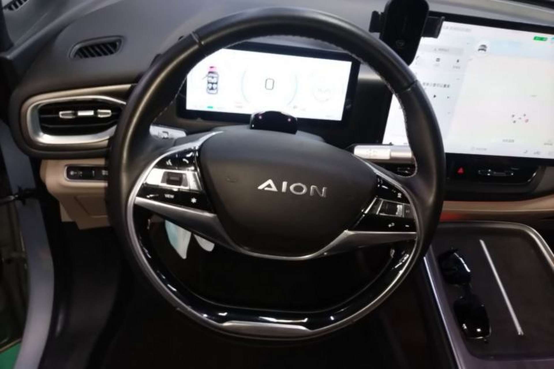 Used AION V 2024 Plus 80 Tech Edition Ternary Lithium Steering Wheel