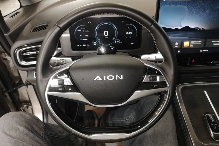 Used AION V 2024 Plus 70 Tech Edition Lithium Iron Phosphate Steering Wheel