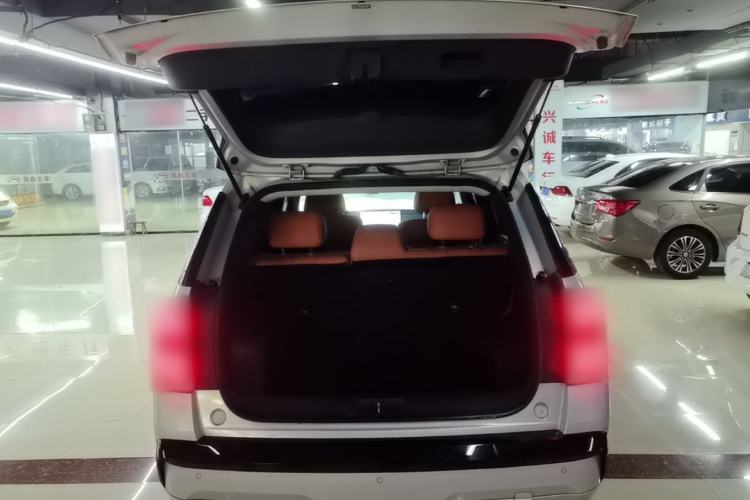 Used AION V 2024 Aion Tyrannosaurus 650 Smart Luxury Edition Trunk