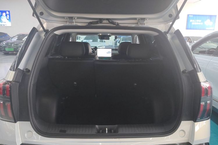 Used AION V 2024 Aion Tyrannosaurus 520 Smart Enjoy Edition Trunk