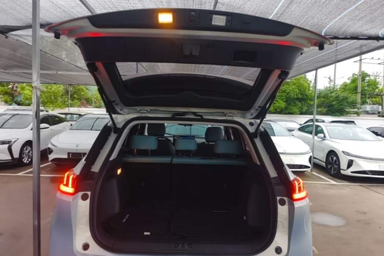 Used AION V 2024 Plus 70 Star Edition Ternary Lithium Trunk
