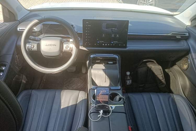 Used AION V 2024 Aion Tyrannosaurus 520 Intelligent Premium Edition Center Console