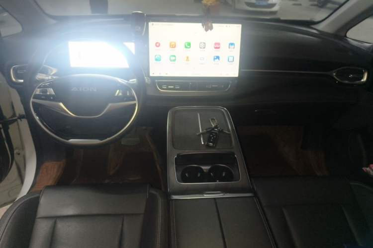 Used AION V 2024 Plus 70 Smart Edition Ternary Lithium Center Console