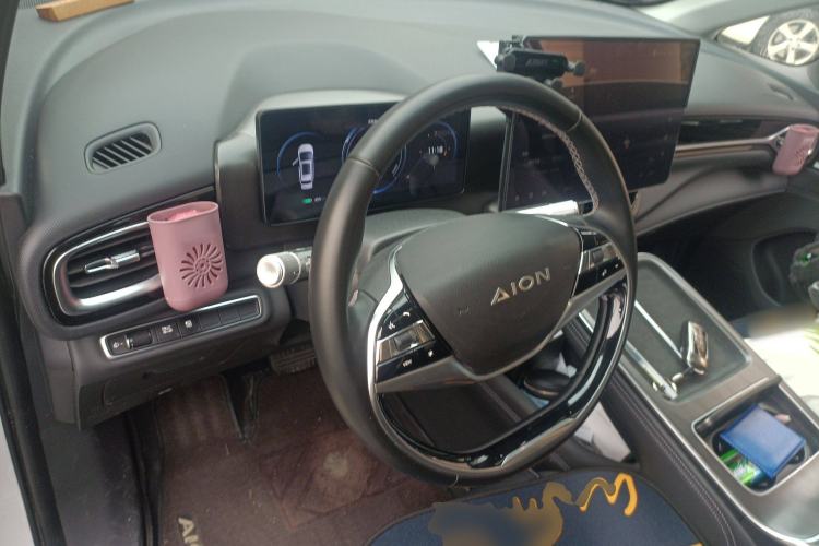 Used AION V 2024 Plus 70 Star Edition Lithium Iron Phosphate Center Console