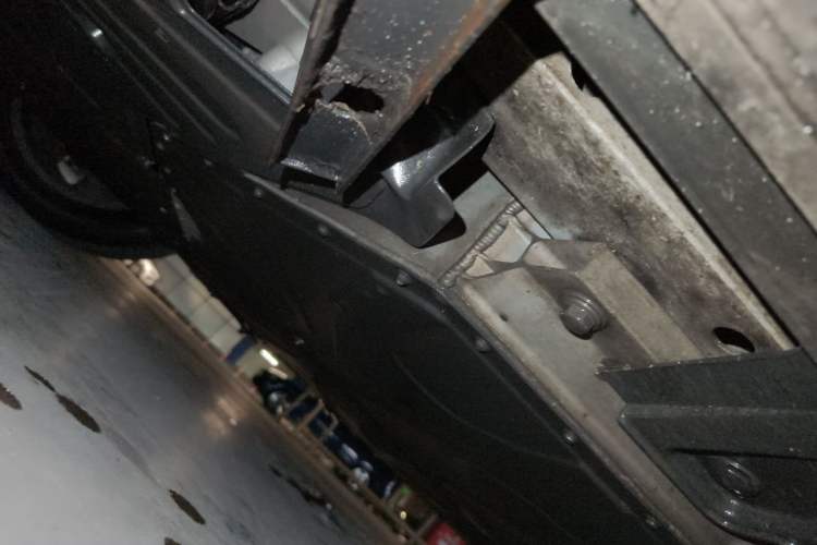 Used AION V 2024 Plus 70 Tech Edition Lithium Iron Phosphate Chassis Front Left