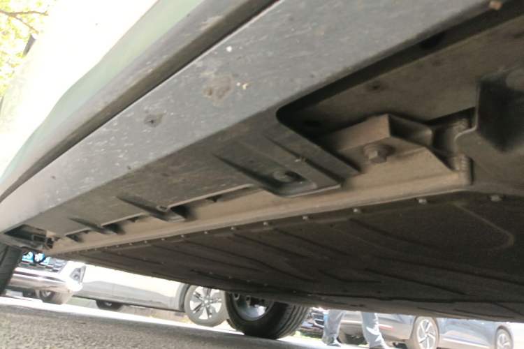 Used AION V 2024 Plus 70 Star Edition Lithium Iron Phosphate Chassis Front Right
