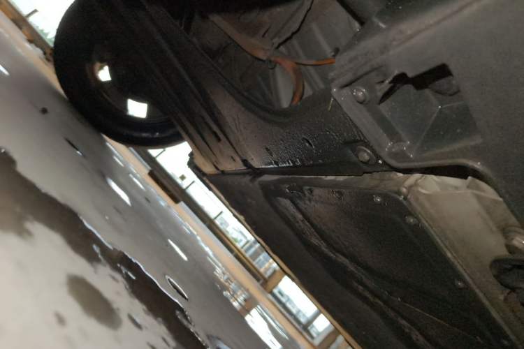 Used AION V 2024 Plus 70 Tech Edition Lithium Iron Phosphate Chassis Rear Right