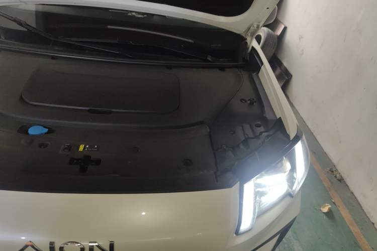 Used AION V 2024 Aion Tyrannosaurus 520 Intelligent Premium Edition Engine Bay Left