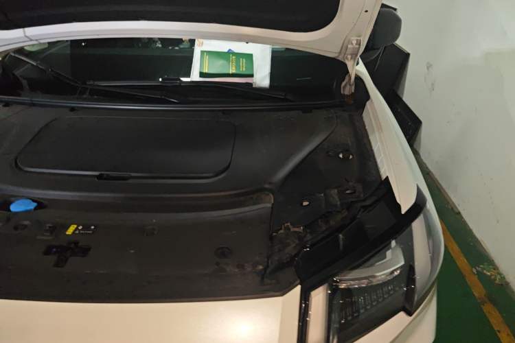 Used AION V 2024 Aion Tyrannosaurus 520 Intelligent Premium Edition Engine Bay Left