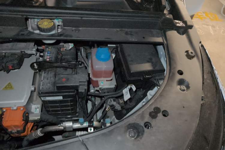 Used AION V 2024 Plus 70 Tech Edition Lithium Iron Phosphate Engine Bay Left