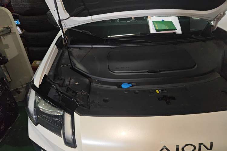 Used AION V 2024 Aion Tyrannosaurus 520 Intelligent Premium Edition Engine Bay Right