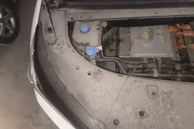 Used AION V 2024 Plus 70 Smart Edition Ternary Lithium Engine Bay Right