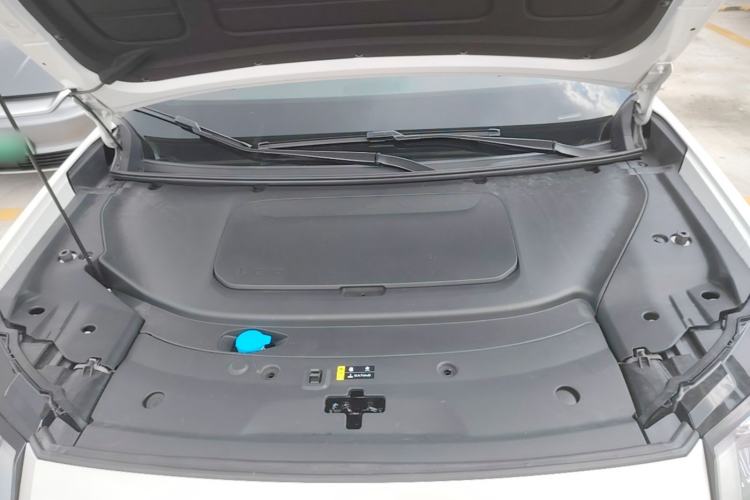 Used AION V 2024 Aion Tyrannosaurus 520 Intelligent Premium Edition Engine Bay