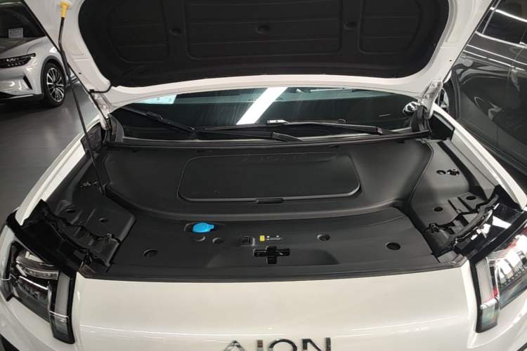 Used AION V 2024 Aion Tyrannosaurus 520 Smart Enjoy Edition Engine Bay