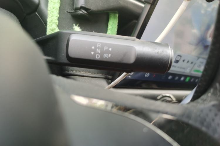 Used AION V 2024 Aion Tyrannosaurus 520 Smart Luxury Edition Gear Lever