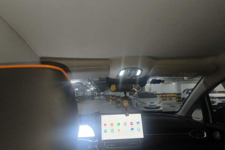 Used AION V 2024 Plus 70 Smart Edition Ternary Lithium Headliner