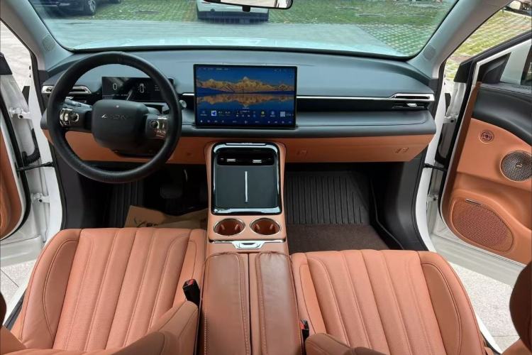Used AION V 2024 Aion Tyrannosaurus 520 Smart Luxury Edition Interior 1