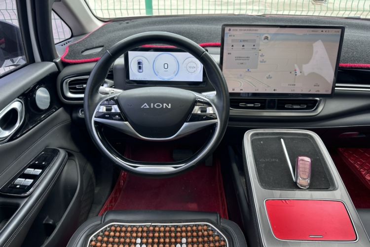 Used AION V 2024 Plus 70 Star Edition Lithium Iron Phosphate Interior 4