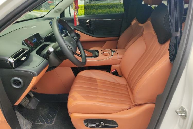 Used AION V 2024 Aion Tyrannosaurus 650 Smart Luxury Edition Left Front Seat